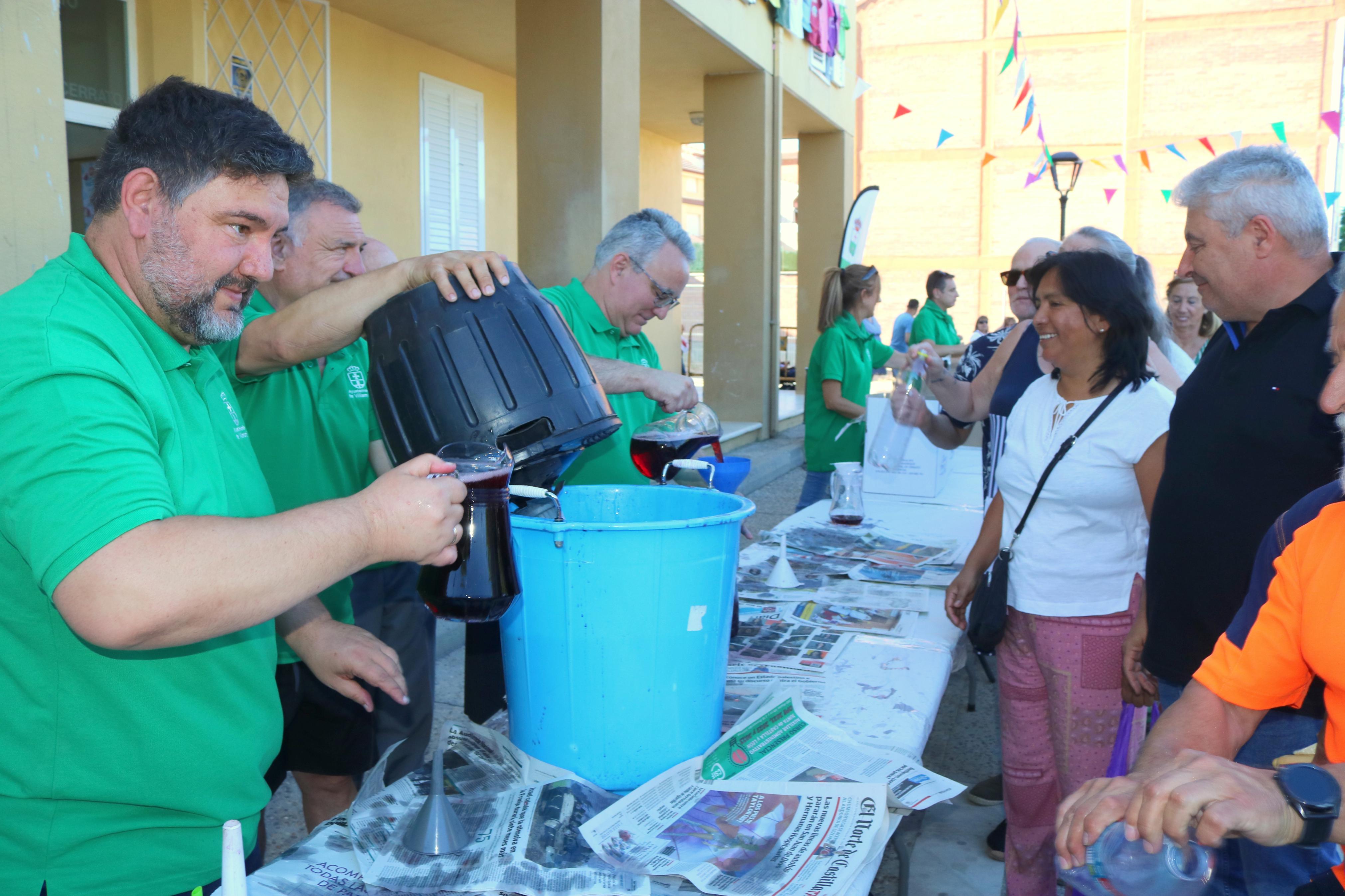 Villamuriel de Cerrato celebra San Roque con pan, queso y vino