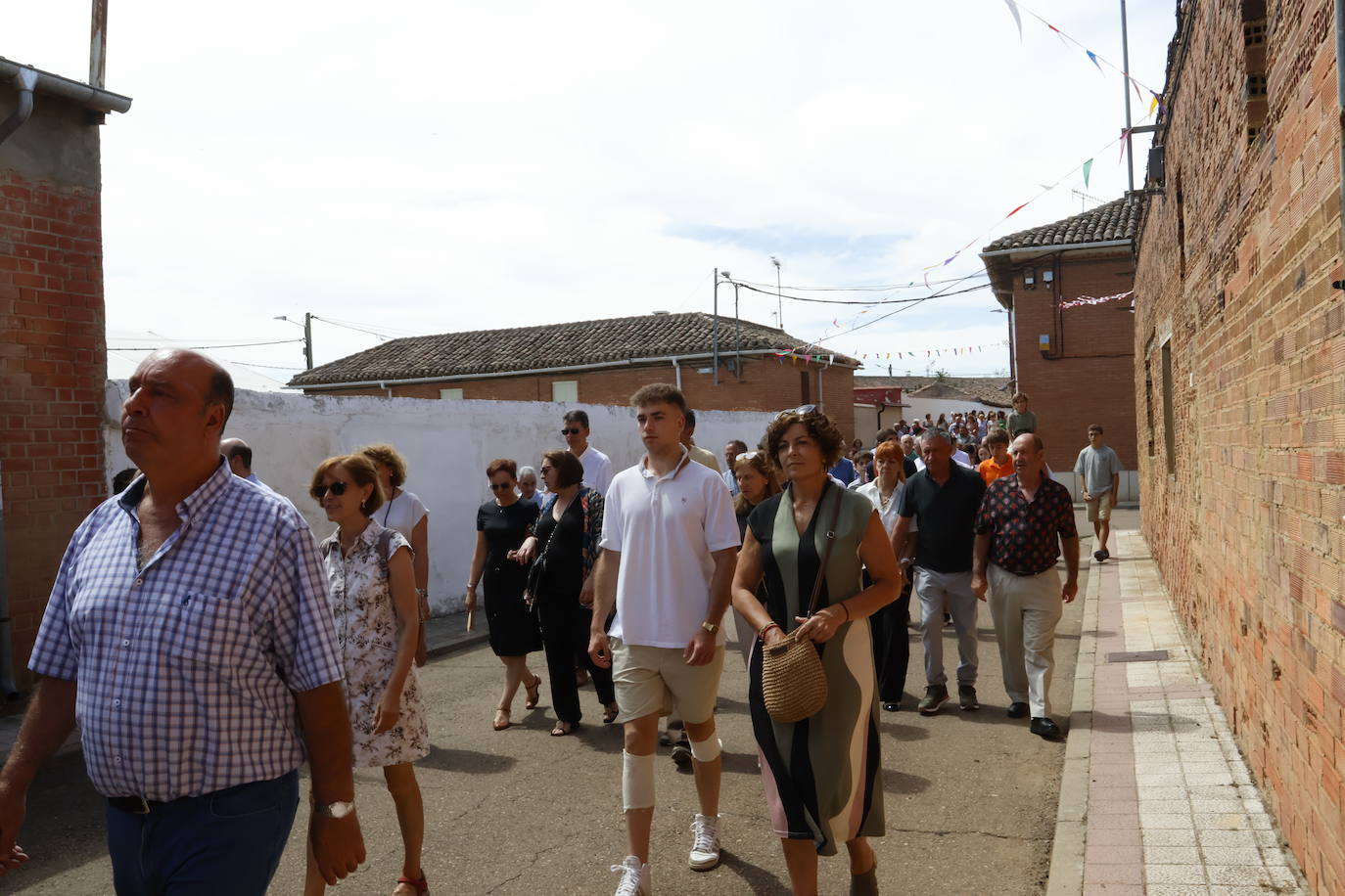 Una calle para el sacerdote que creó una parroquia virtual
