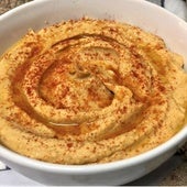 Hummus de garbanzos, ideal para un picoteo