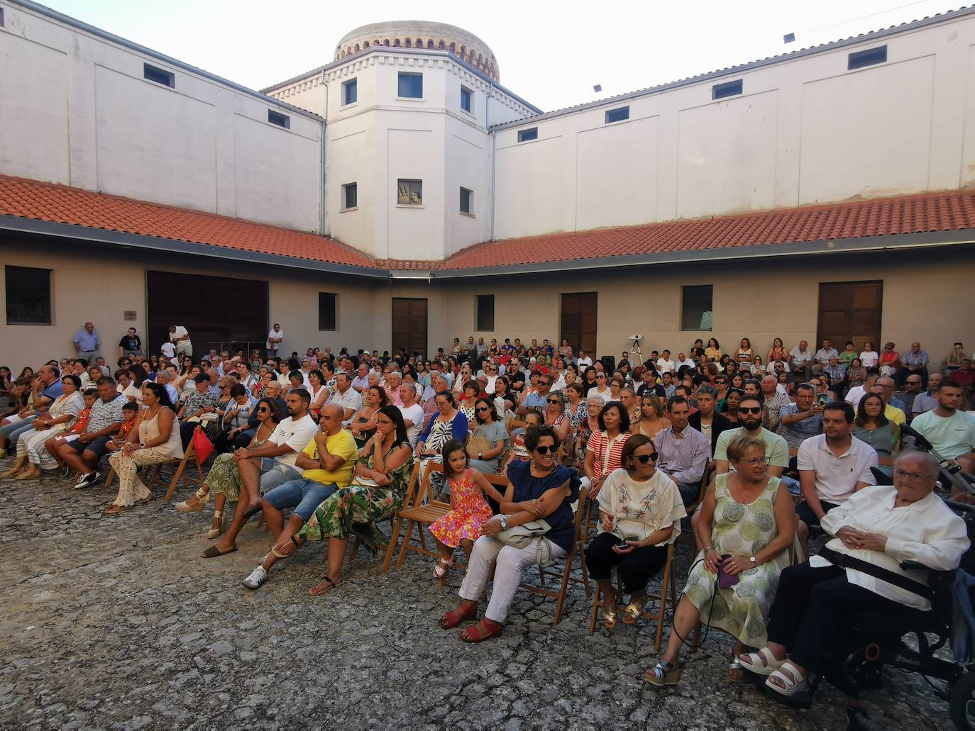 Torrelobatón exhibe su mejor paloteo