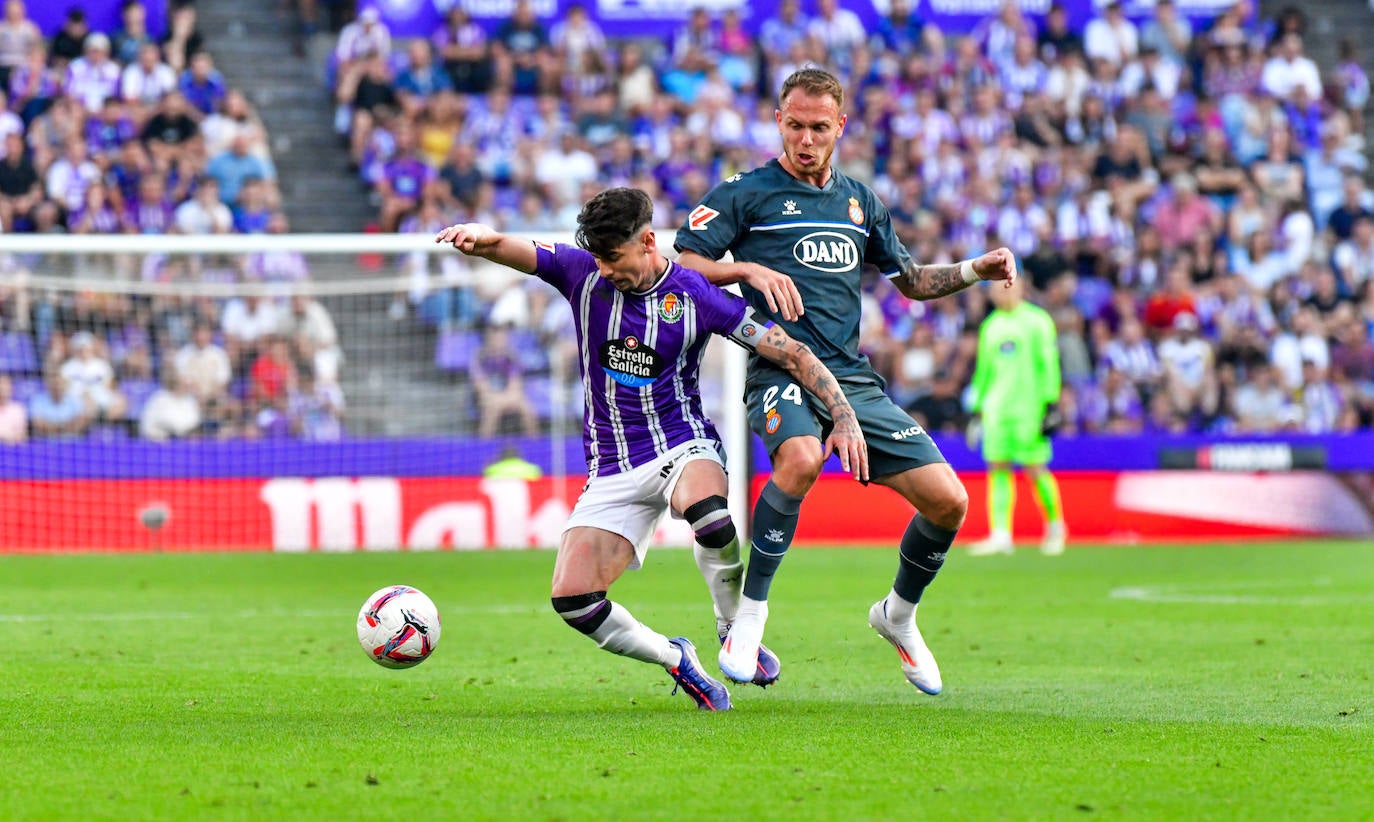 La victoria del Real Valladolid en su regreso a Primera, en imágenes