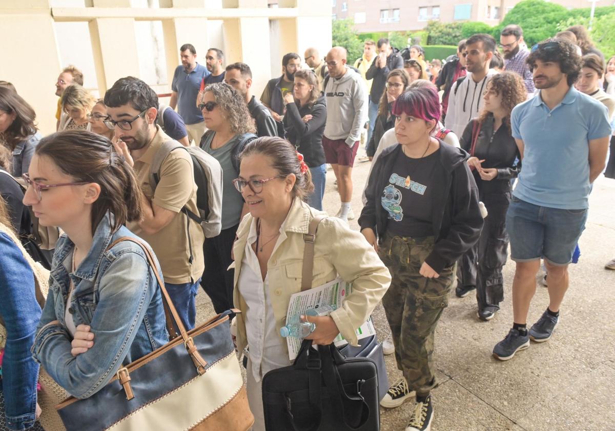 Castilla y León es la comunidad donde menos ha crecido el empleo público en diez años