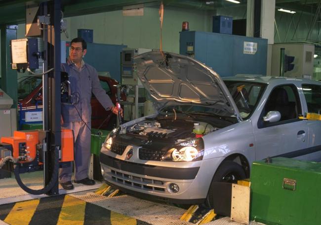 Cadena de montaje del Renault Clio en la factoría de Valladolid.