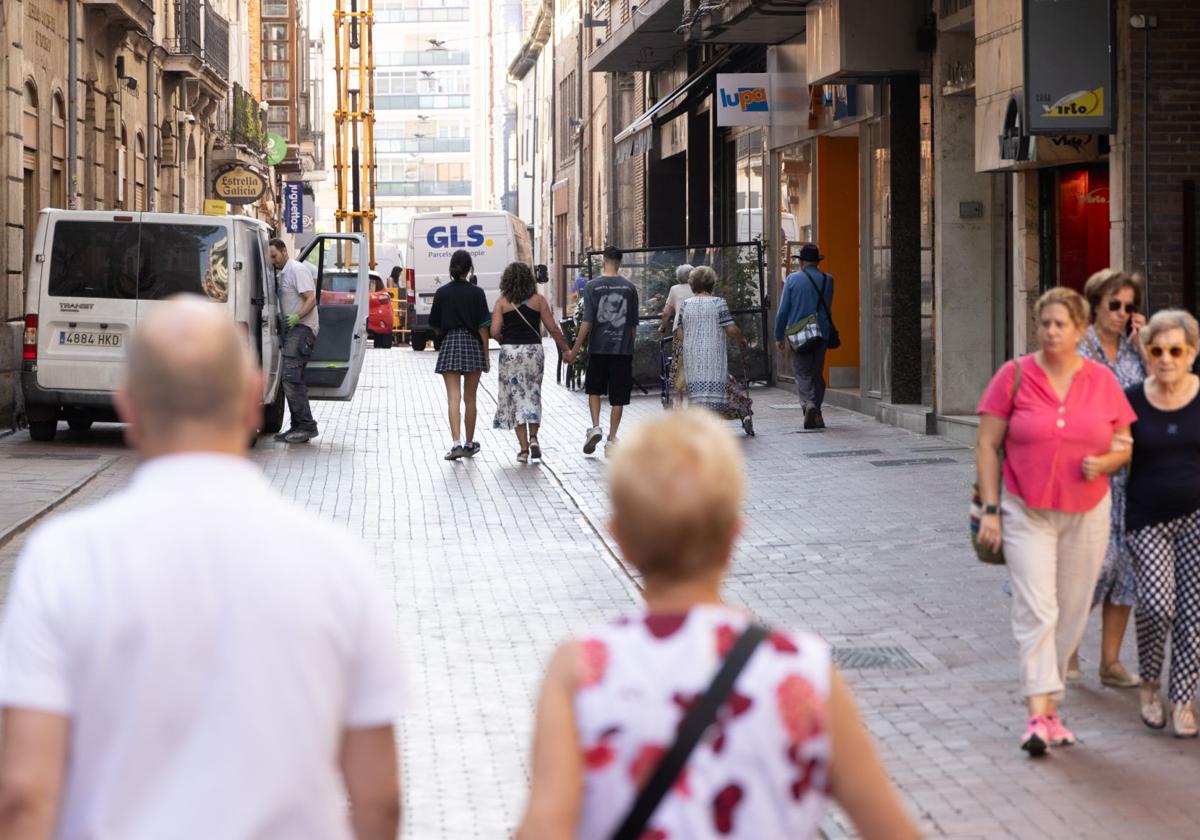 Calle Teresa Gil, en Valladolid.