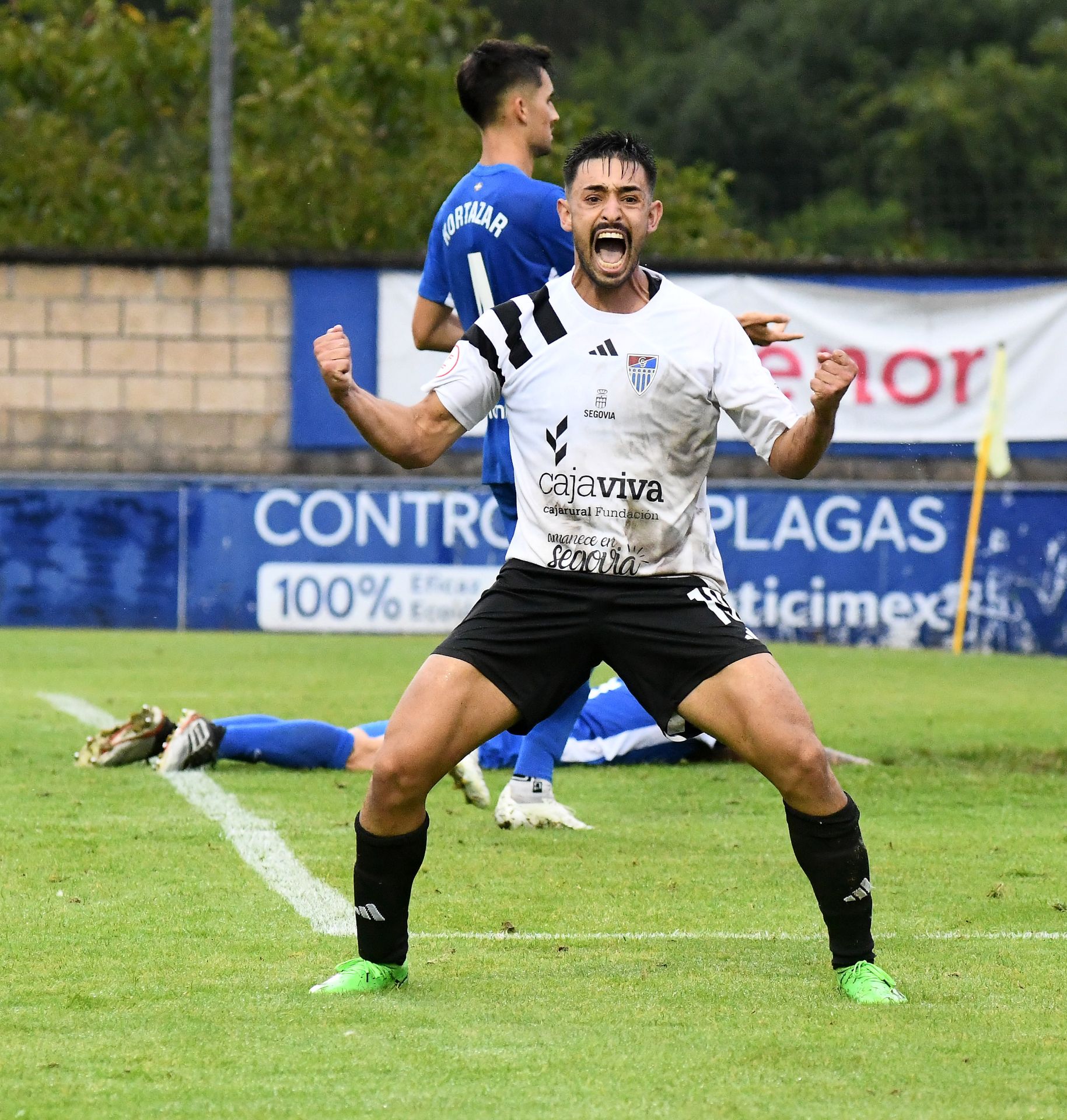 Davo celebra el tanto conseguido ante el Amorebieta.