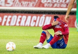 Descenso del Numancia a Segunda Federación.