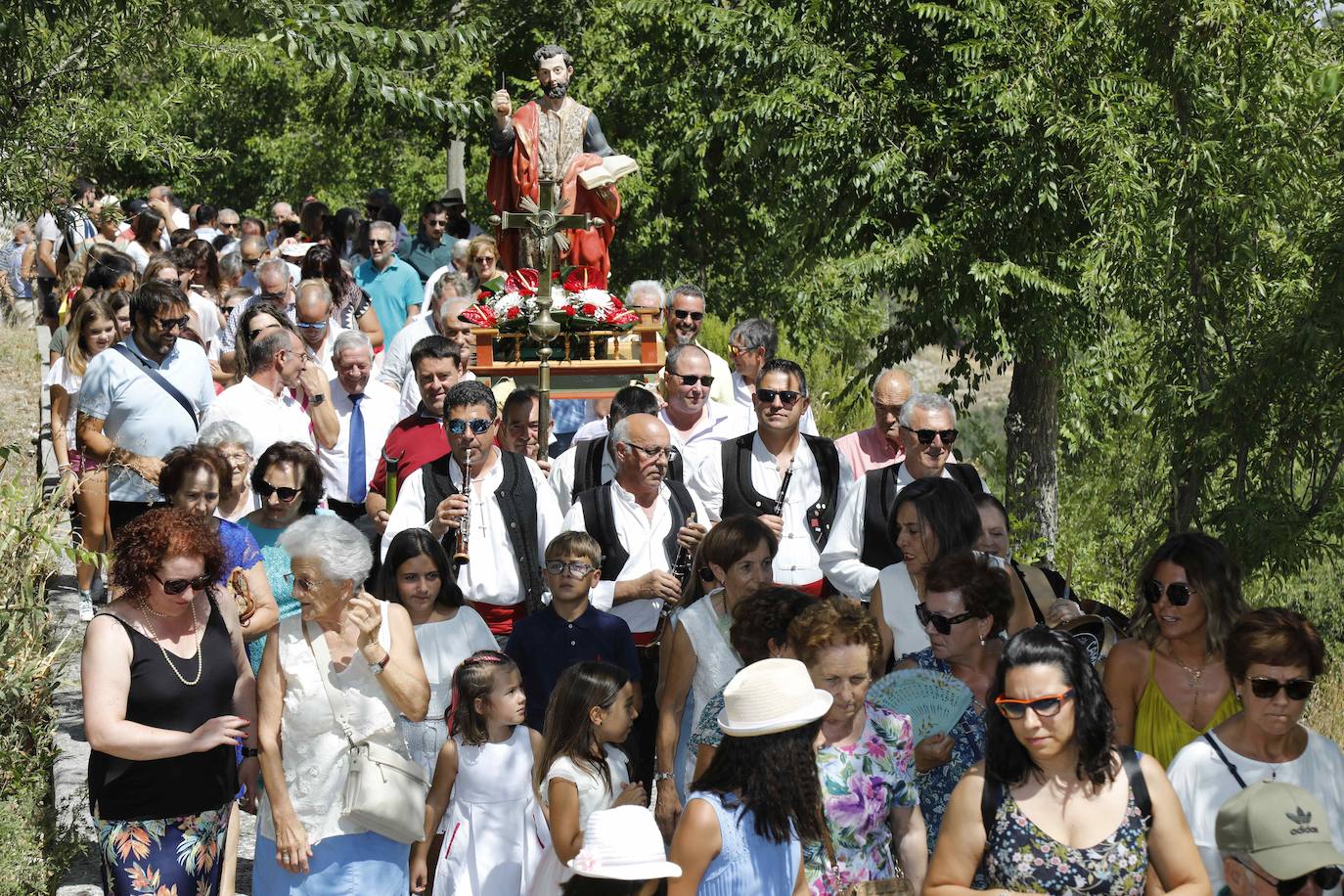 Procesión de San Bartolomé en Fompedraza