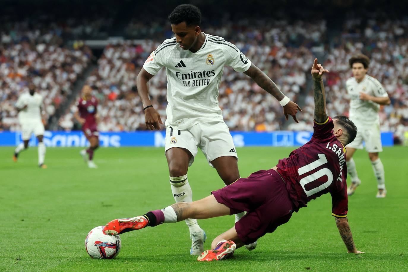 Las imágenes del partido entre el Real Madrid y el Real Valladolid