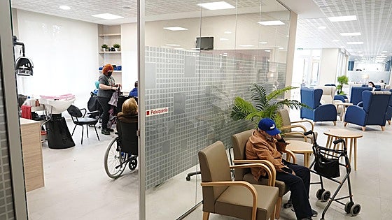 El Consejo de Enfermería pide incluir enfermeros geriátricos en residencias de mayores
