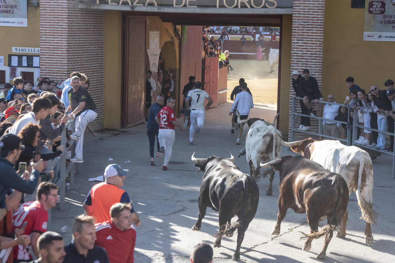 El primer encierro, en imágenes