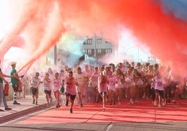 Carrera de la 'Holi' del año pasado en San Antolín.