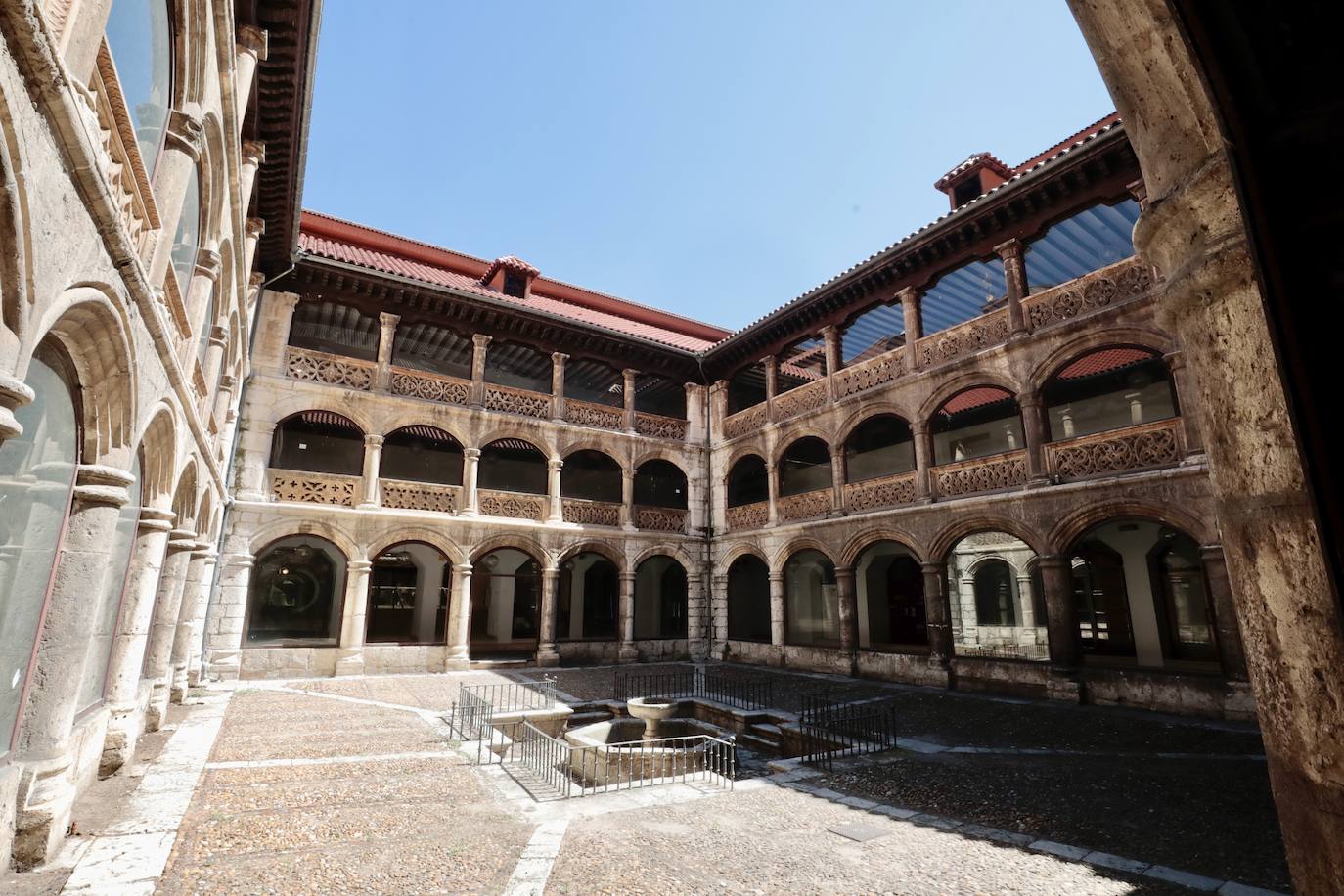 Patio de las Tabas en el antiguo convento de Las Francesas