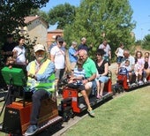 Pasajeros al tren en Venta de Baños