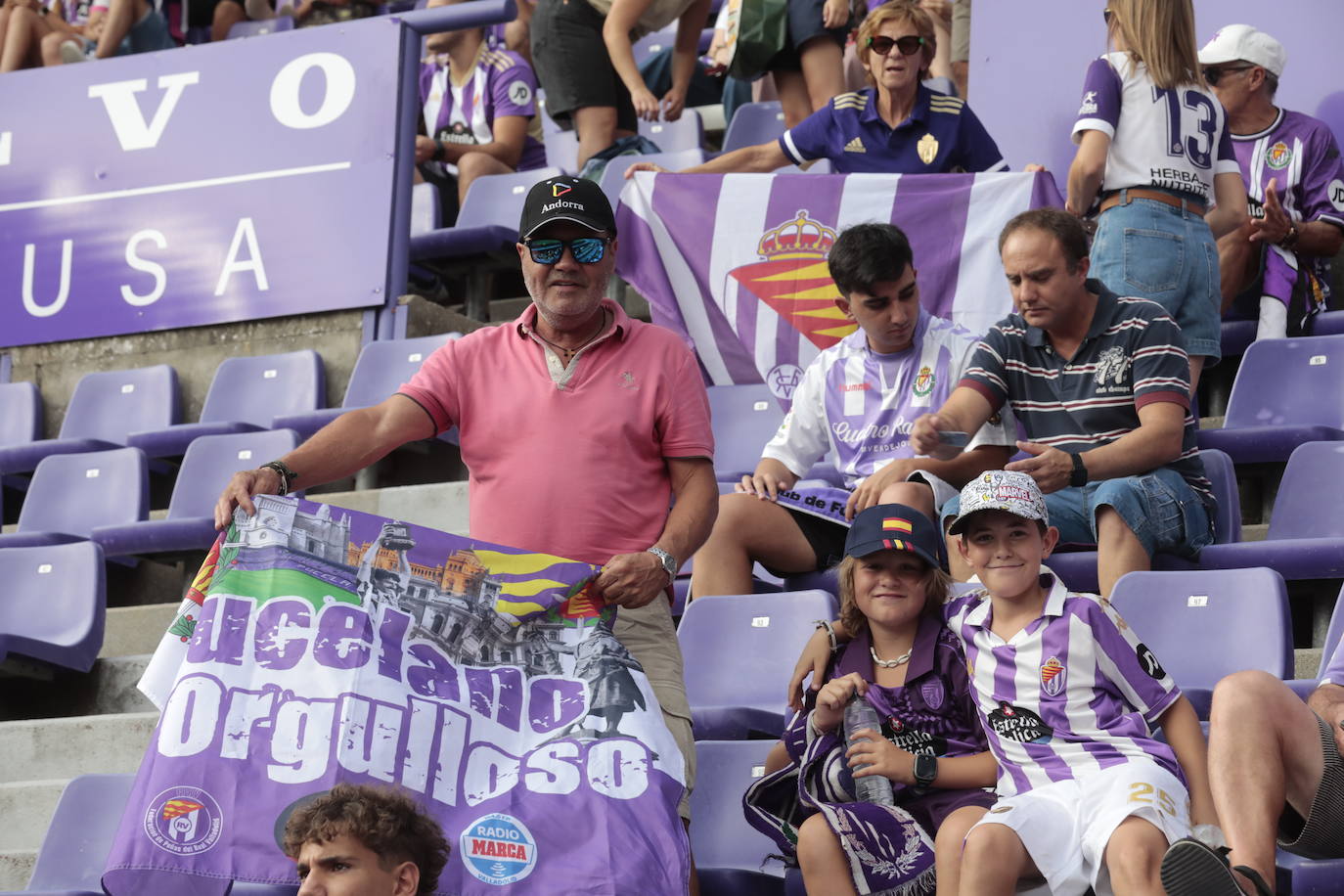 Búscate en la grada del estadio José Zorrilla (1/4)