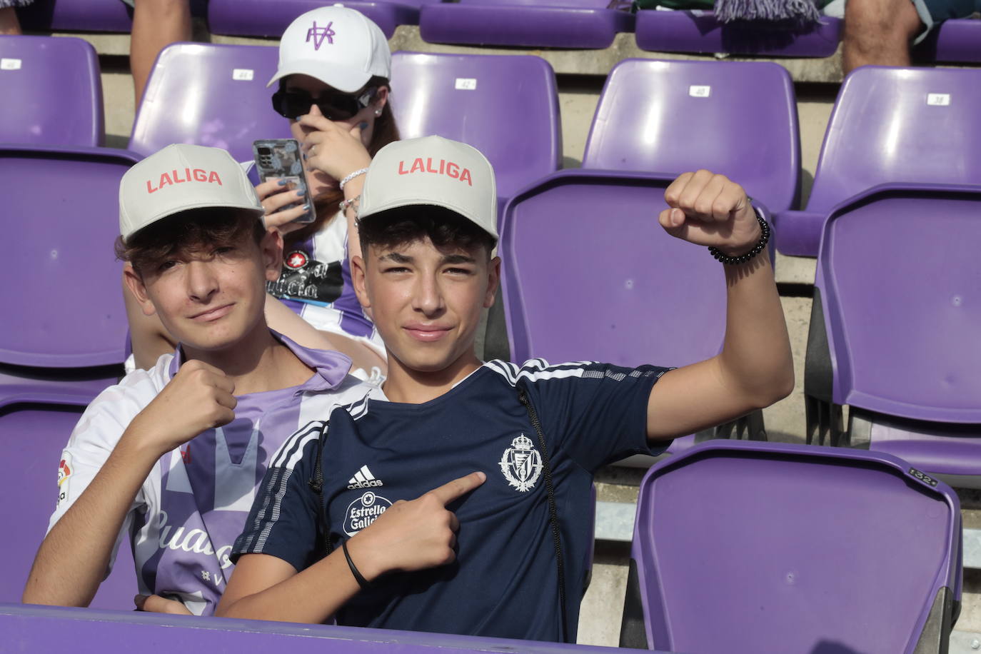 Búscate en la grada del estadio José Zorrilla (3/4)