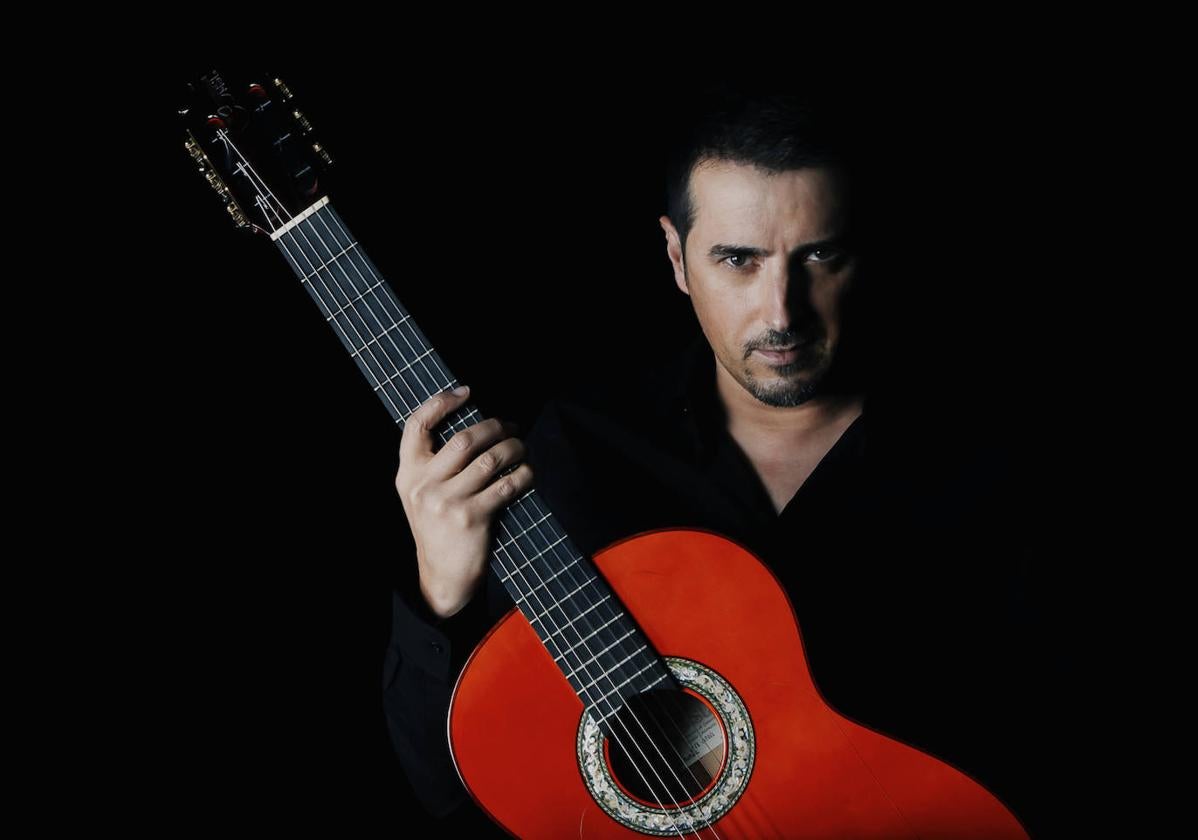 El guitarrista vallisoletano Raúl Olivar presentará su canción 'Es Valladolid' el viernes después del pregón.