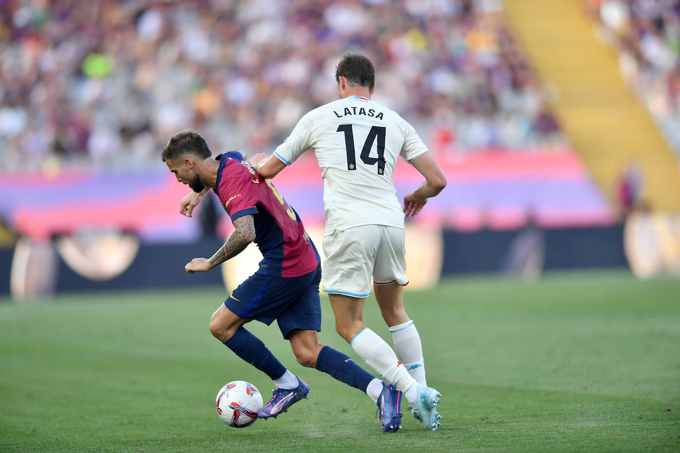 La goleada del Barcelona al Real Valladolid, en imágenes