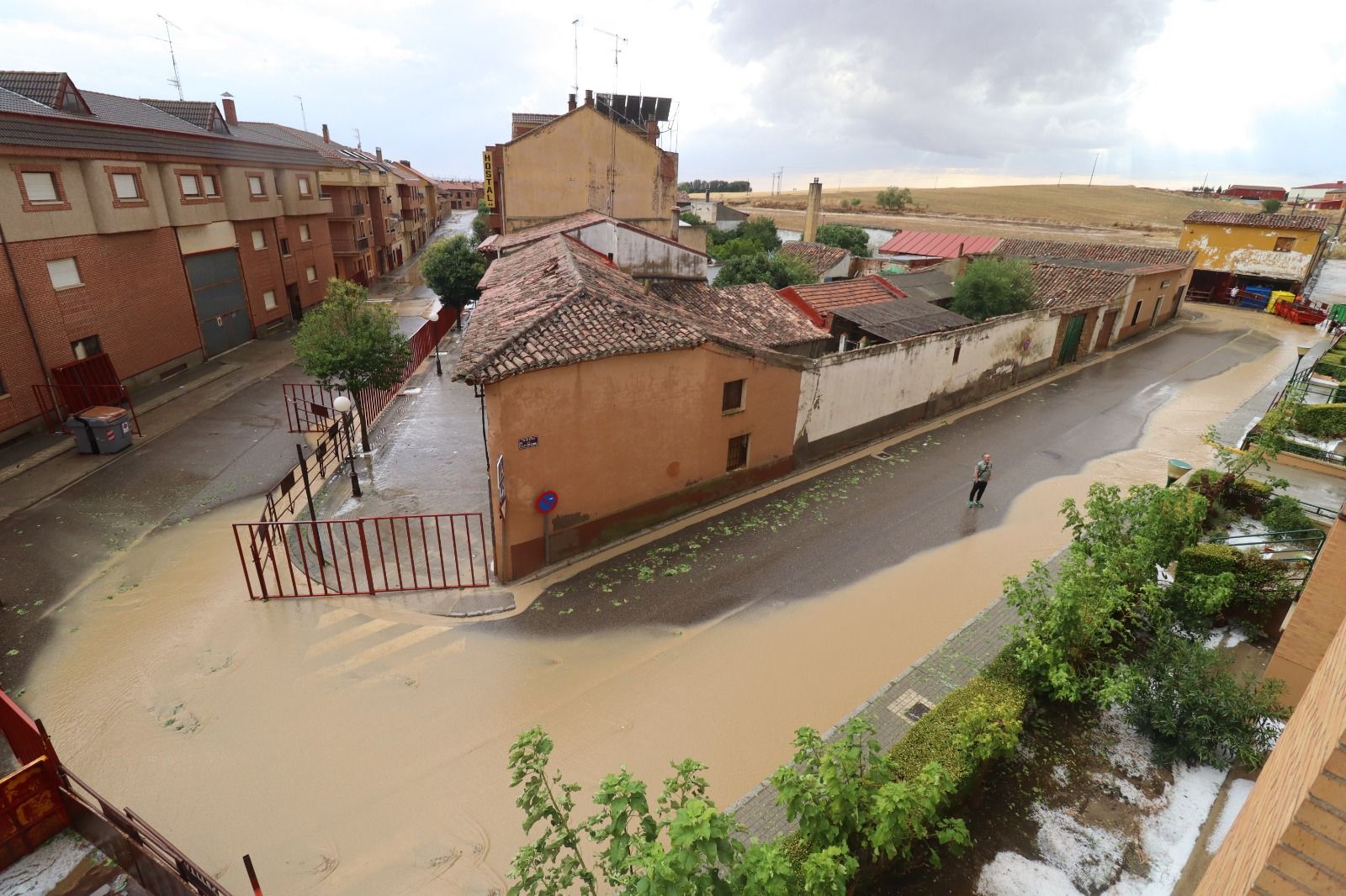 Imágenes de los efectos del vendaval en Medina de Rioseco