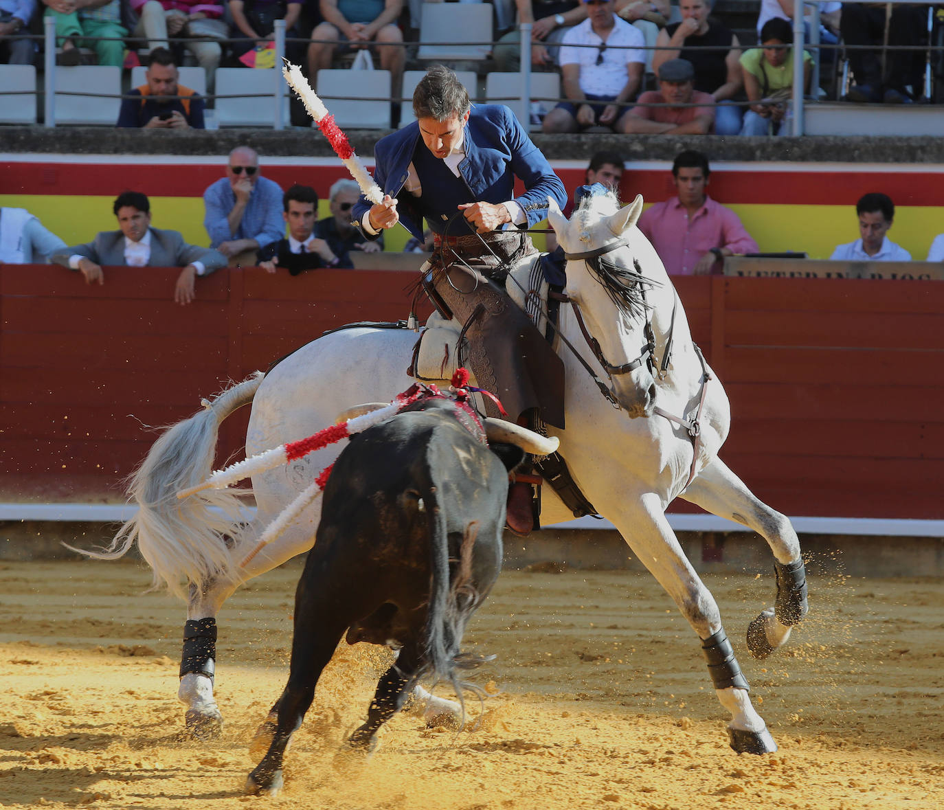 Triunfo del rejoneo en San Antolín