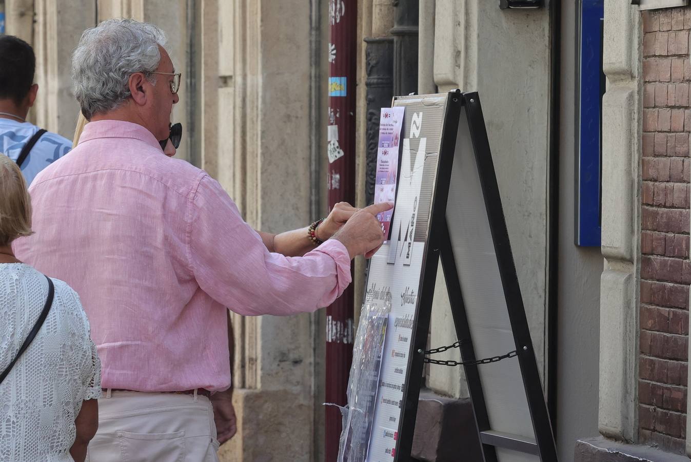 Los palentinos disfrutan de la hostelería en San Antolín