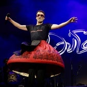 Las imágenes del concierto de Dulzaro, telonero de Mika