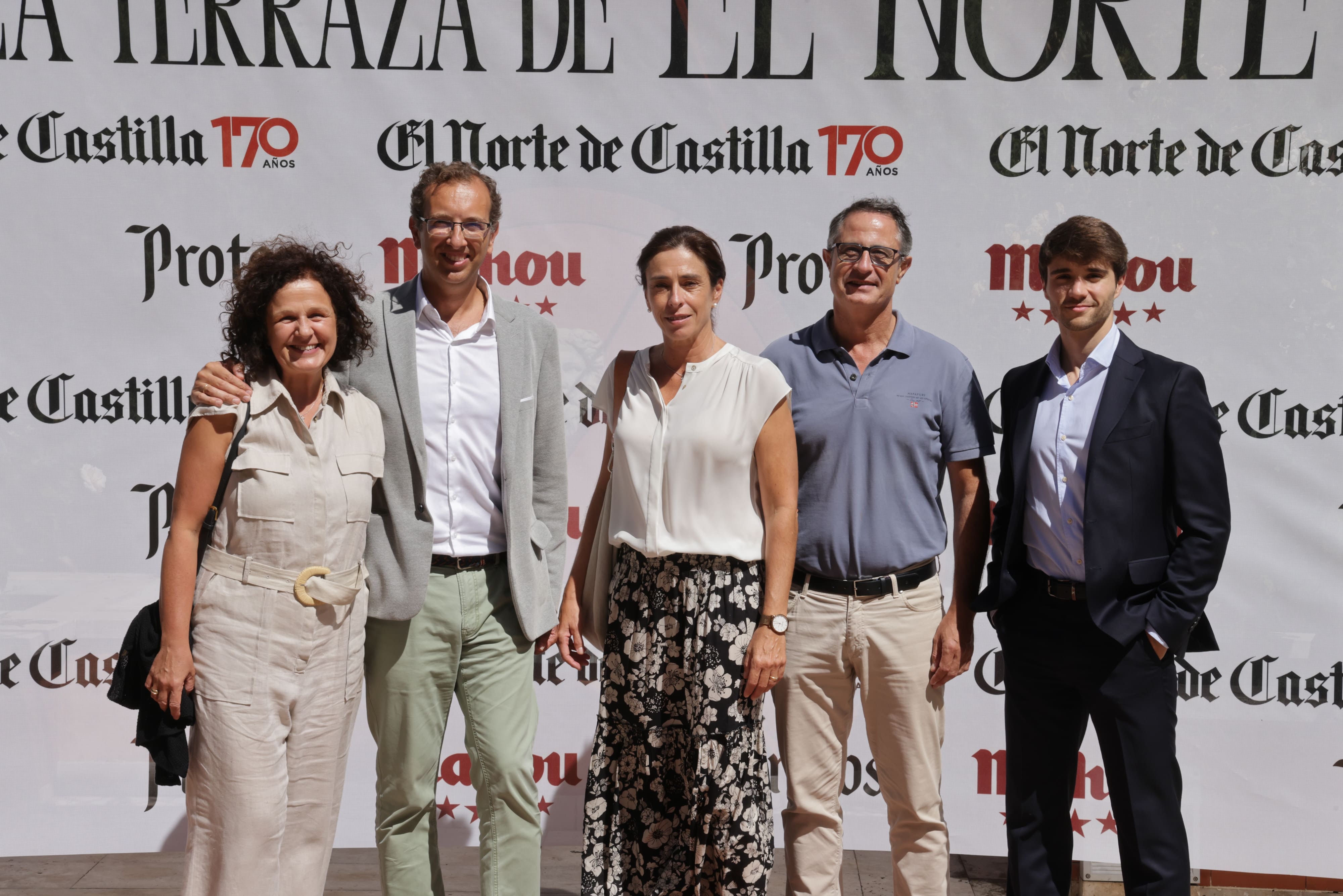 Encarna Barrientos, Miguel Olea, Carolina San Miguel, Umberto Mieres y Rafael Sáez.