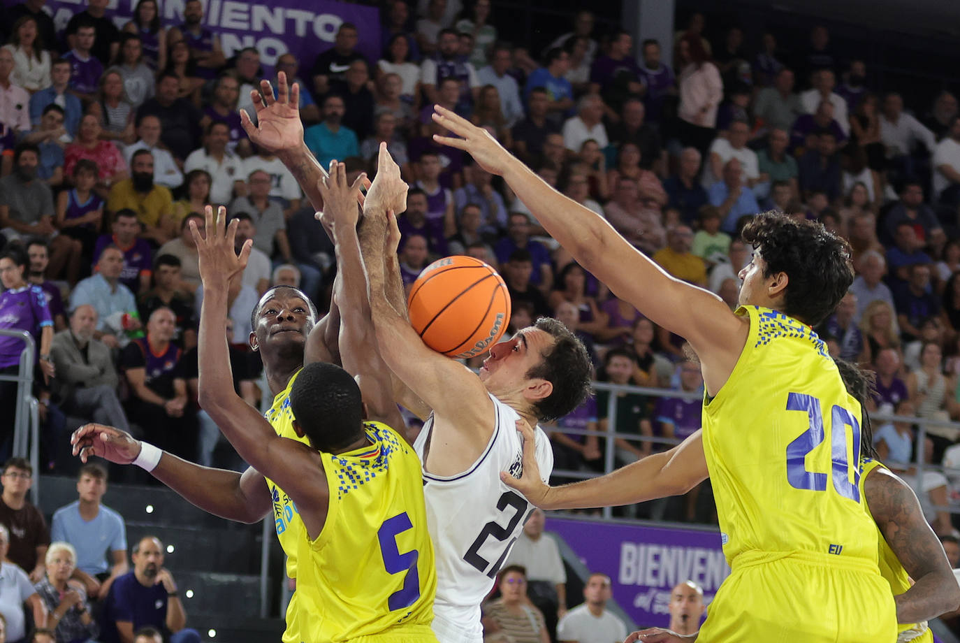 Así ha sido el primer partido del Palencia Baloncesto de pretemporada