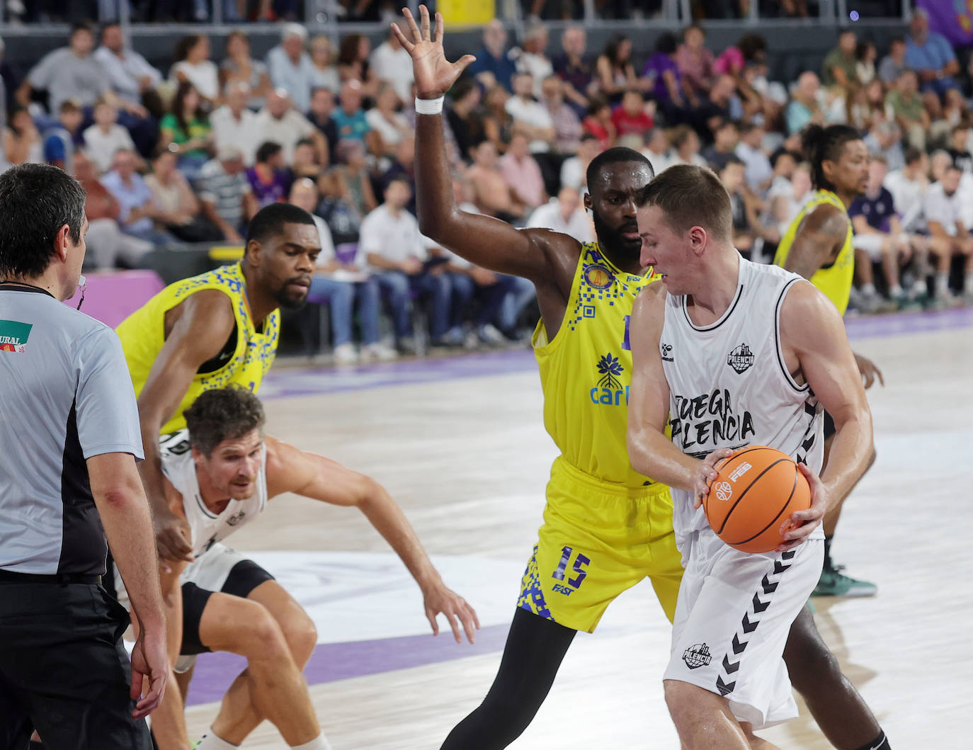 Así ha sido el primer partido del Palencia Baloncesto de pretemporada