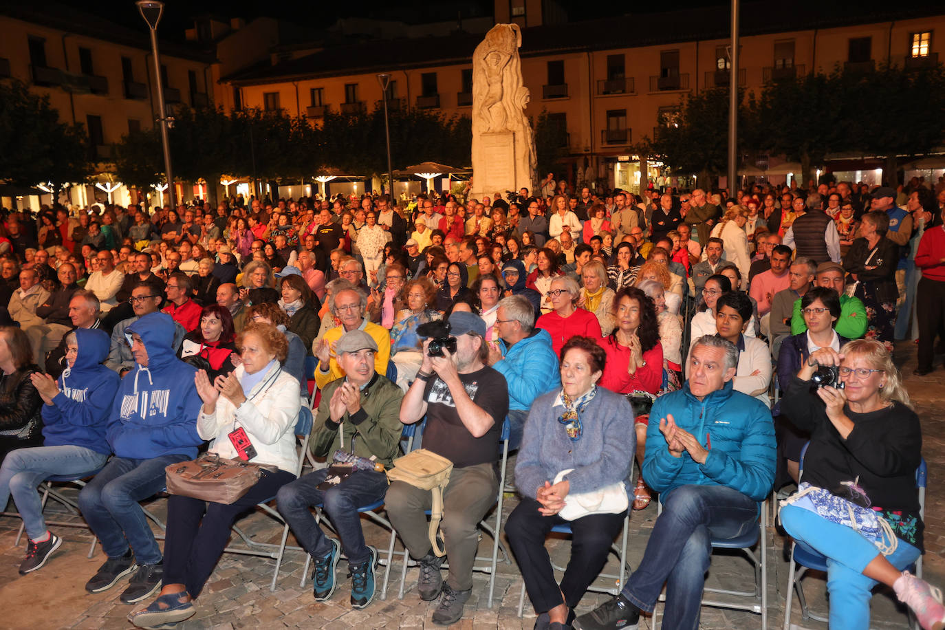 Toda la esencia de Portugal con Teresa Salgueiro en la Plaza Mayor