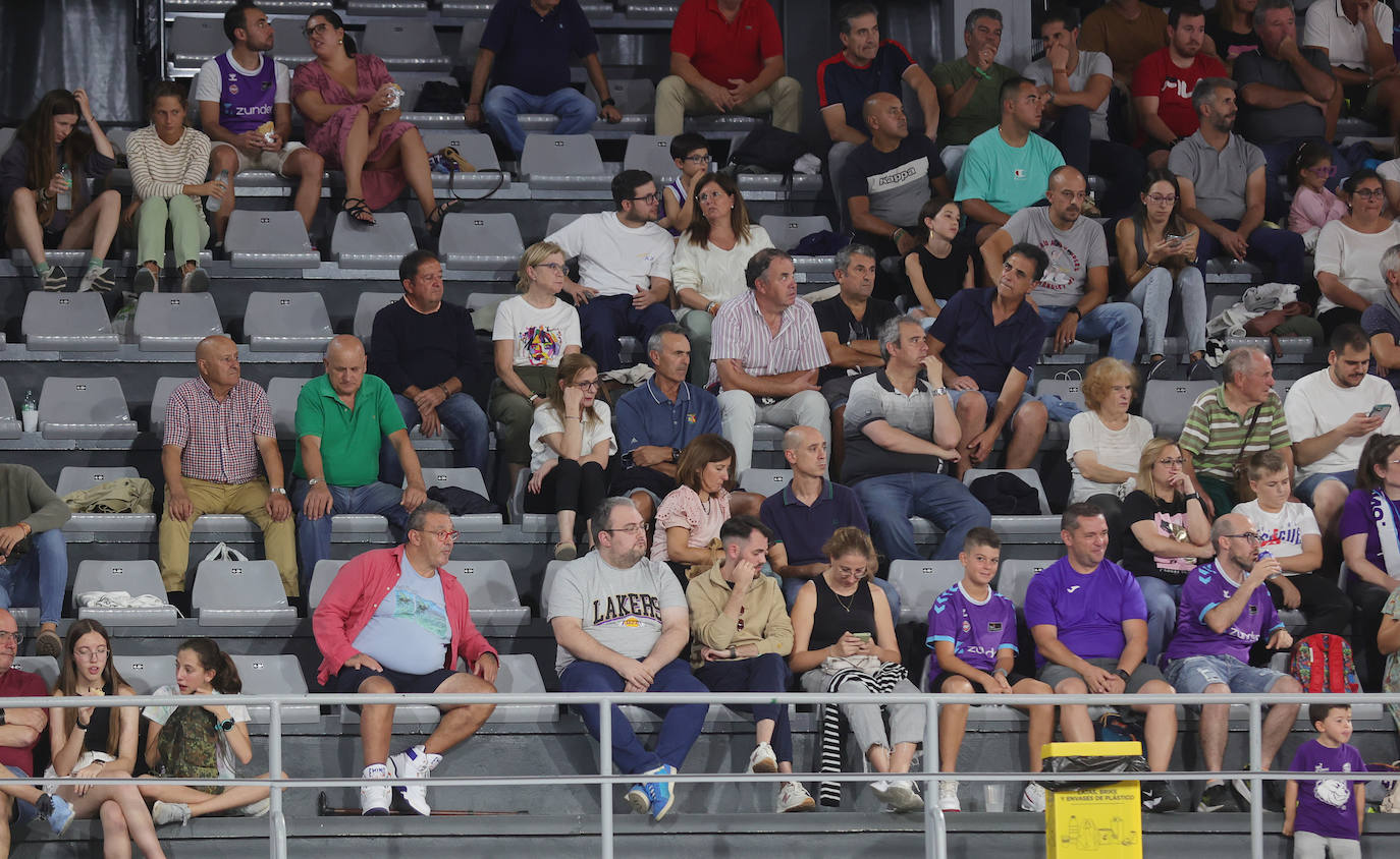 Búscate en las gradas del Pabellón en el Palencia Baloncesto-Petro de Luanda