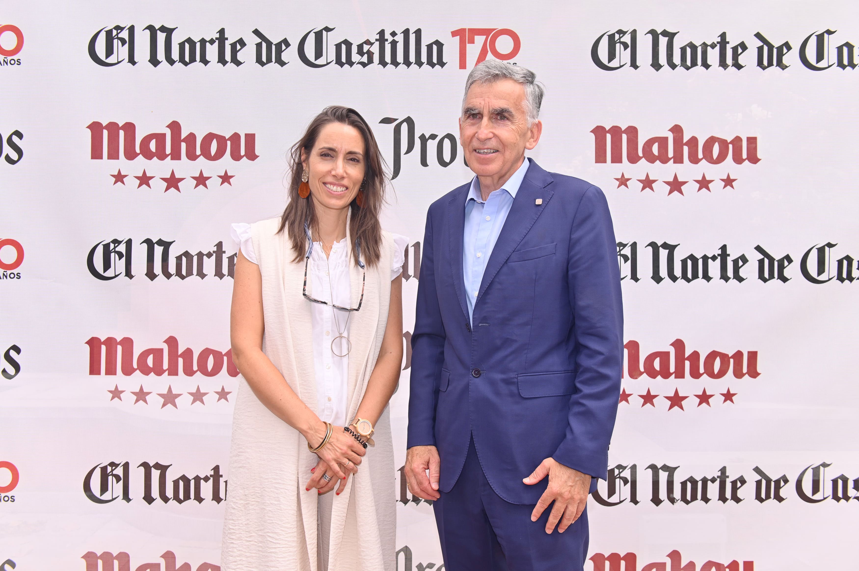 María Robles y Patricio Llorente (Cámara de Comercio).