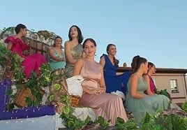 Las damas de las fiestas.