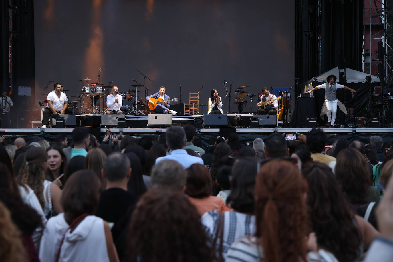 Las imágenes del concierto del guitarrista flamenco Raúl Olivar