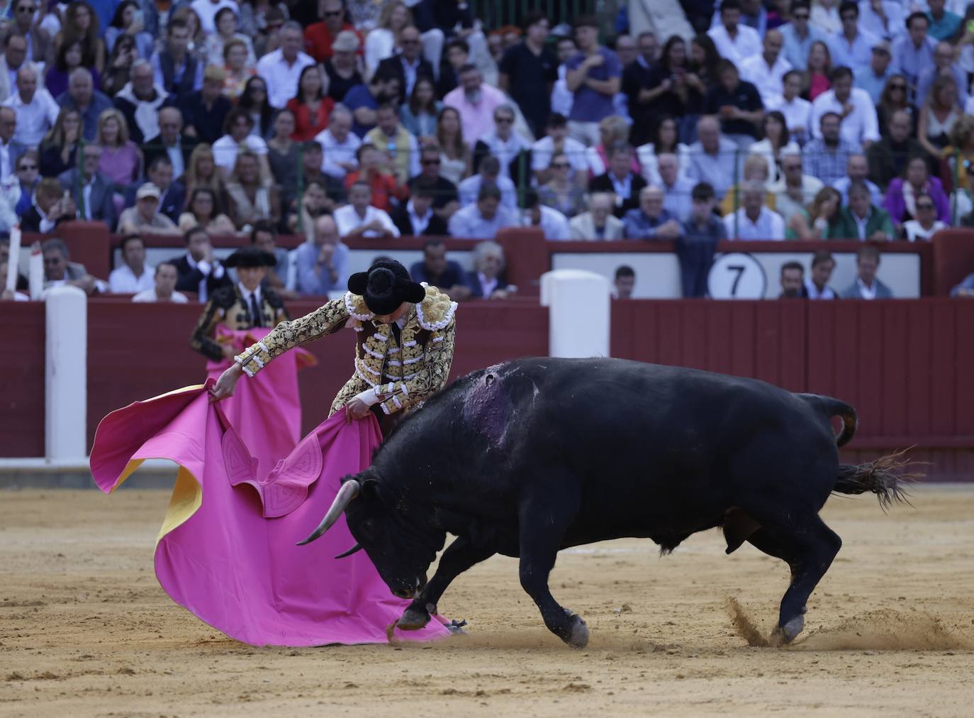 Talavante y Ponce salen por la puerta grande del coso del Paseo Zorrilla