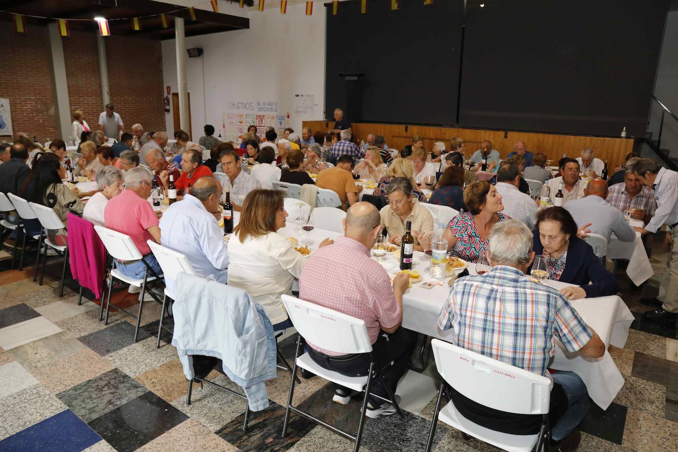 Imágenes de la comida en Olivares de Duero