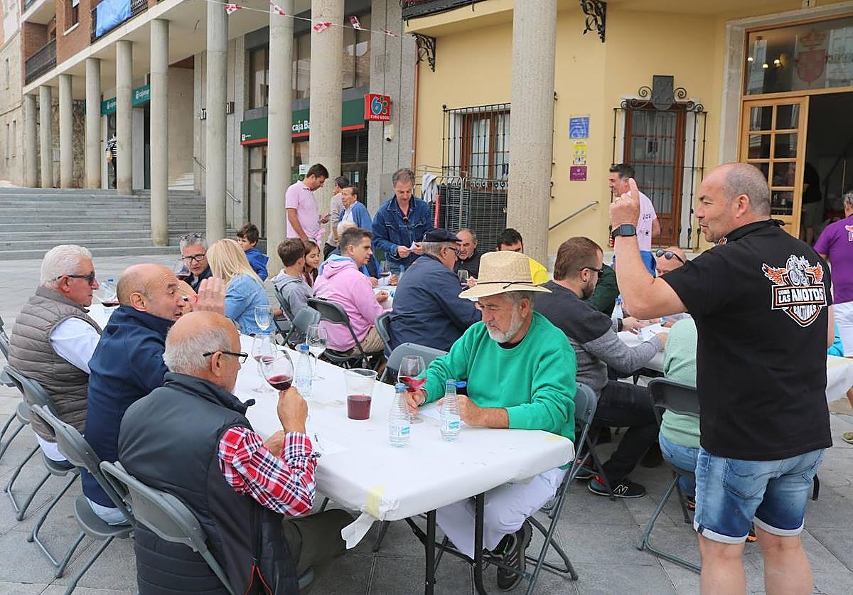 Cata del concurso de vinos en Baltanás.