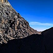 Rescatan a una montañera indispuesta que pasó la noche en Picos de Europa