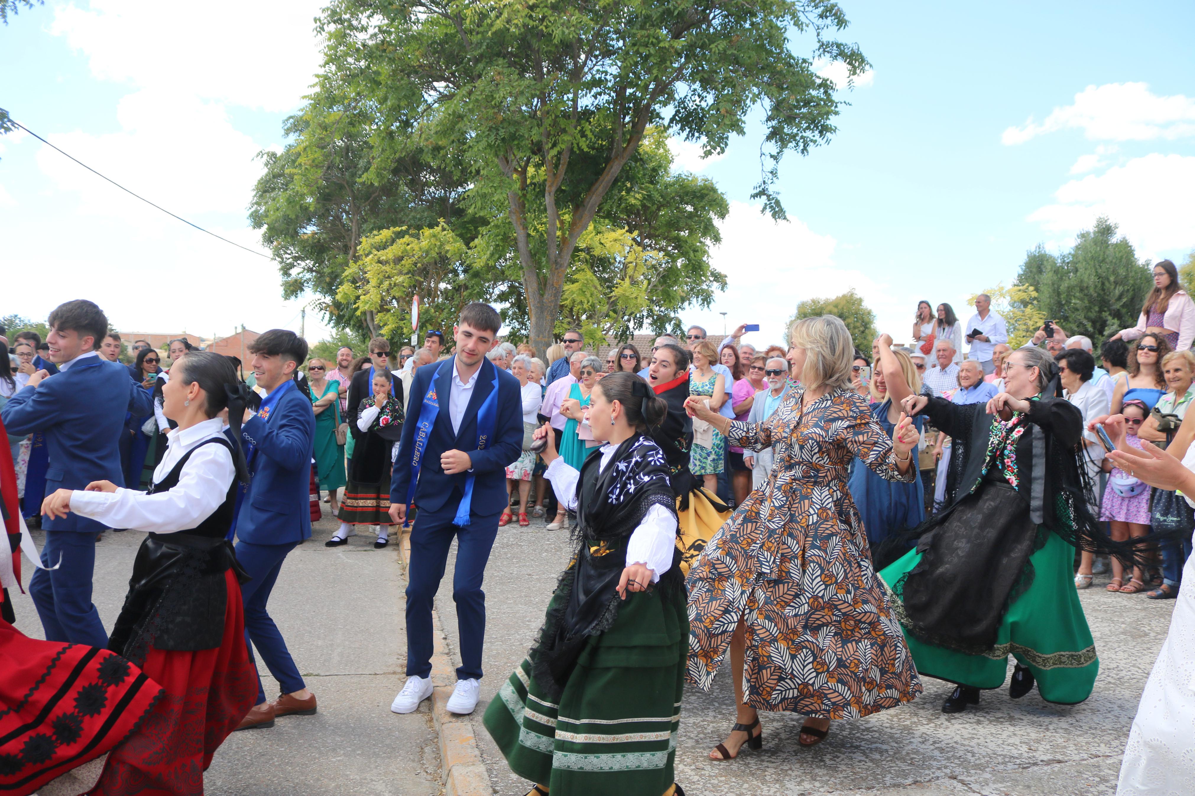 Baltanás se rinde a la Virgen de Revilla
