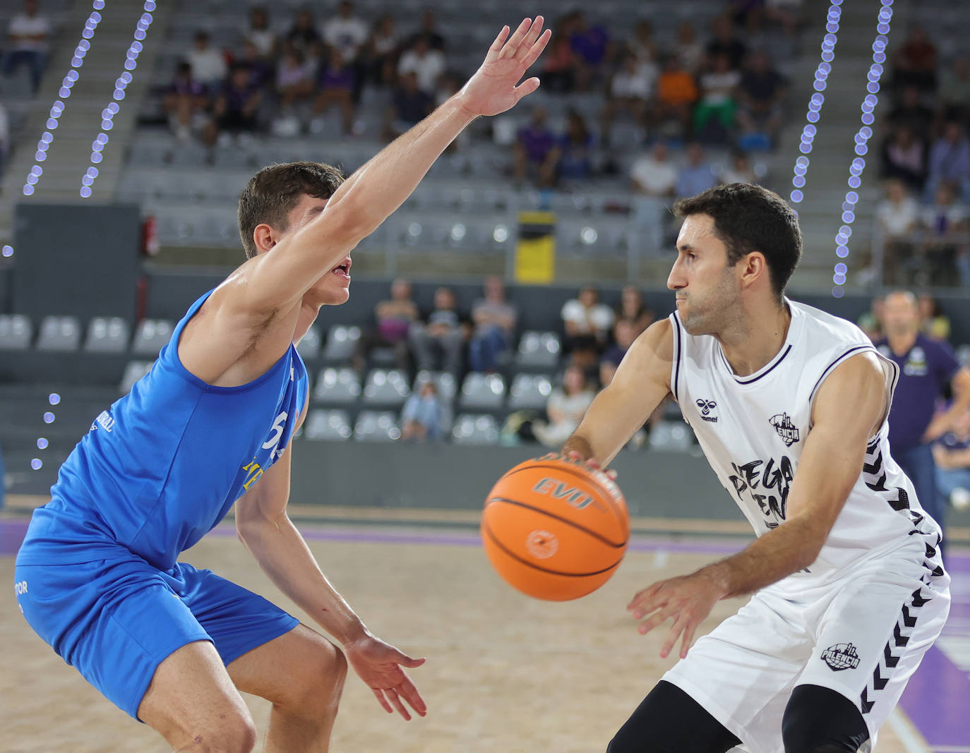 Palencia Baloncesto 87-94 Alimerka Oviedo