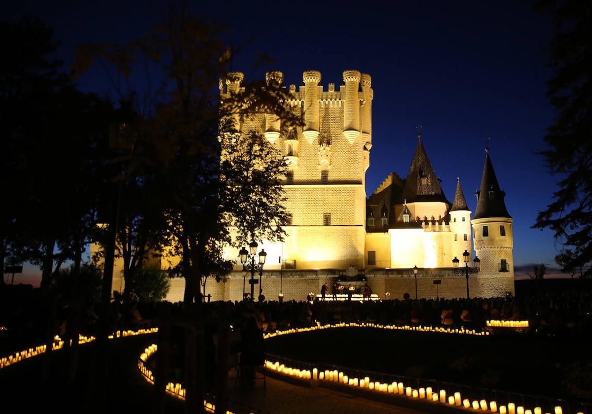 Fotografías del concierto con velas en el Alcázar de Segovia