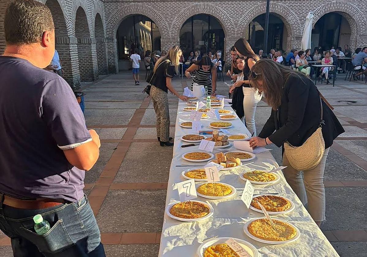 Concurso de tortillas de Olmedo.
