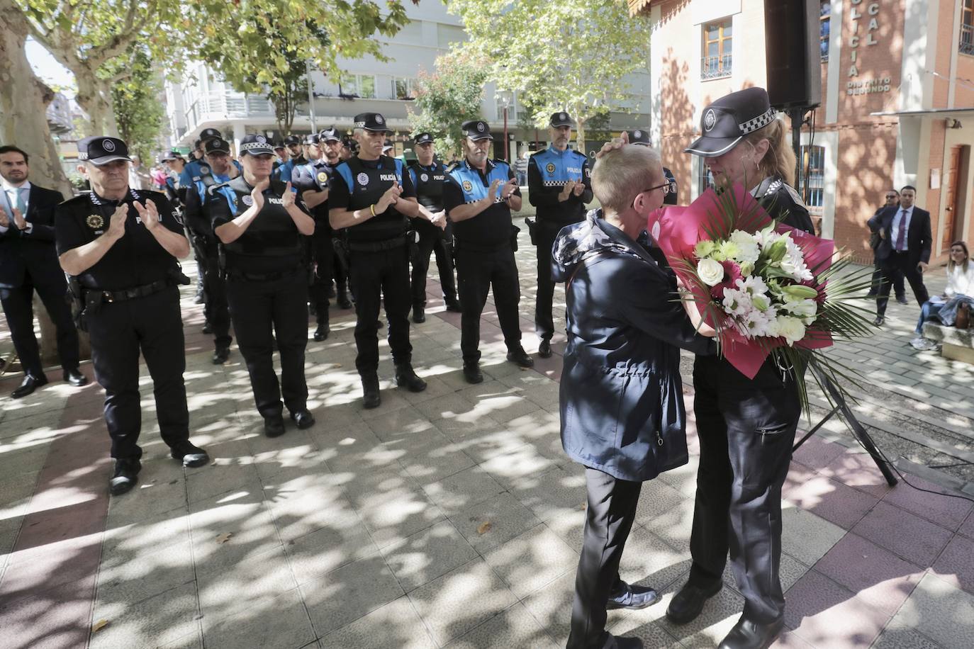 El renombramiento honorífico de la comisaria de Policía Local de la Rondilla, en imágenes