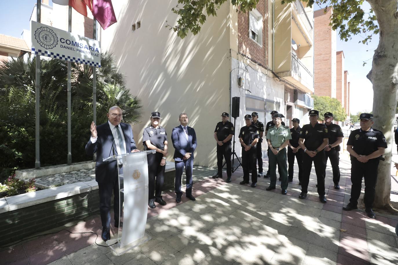 El renombramiento honorífico de la comisaria de Policía Local de la Rondilla, en imágenes