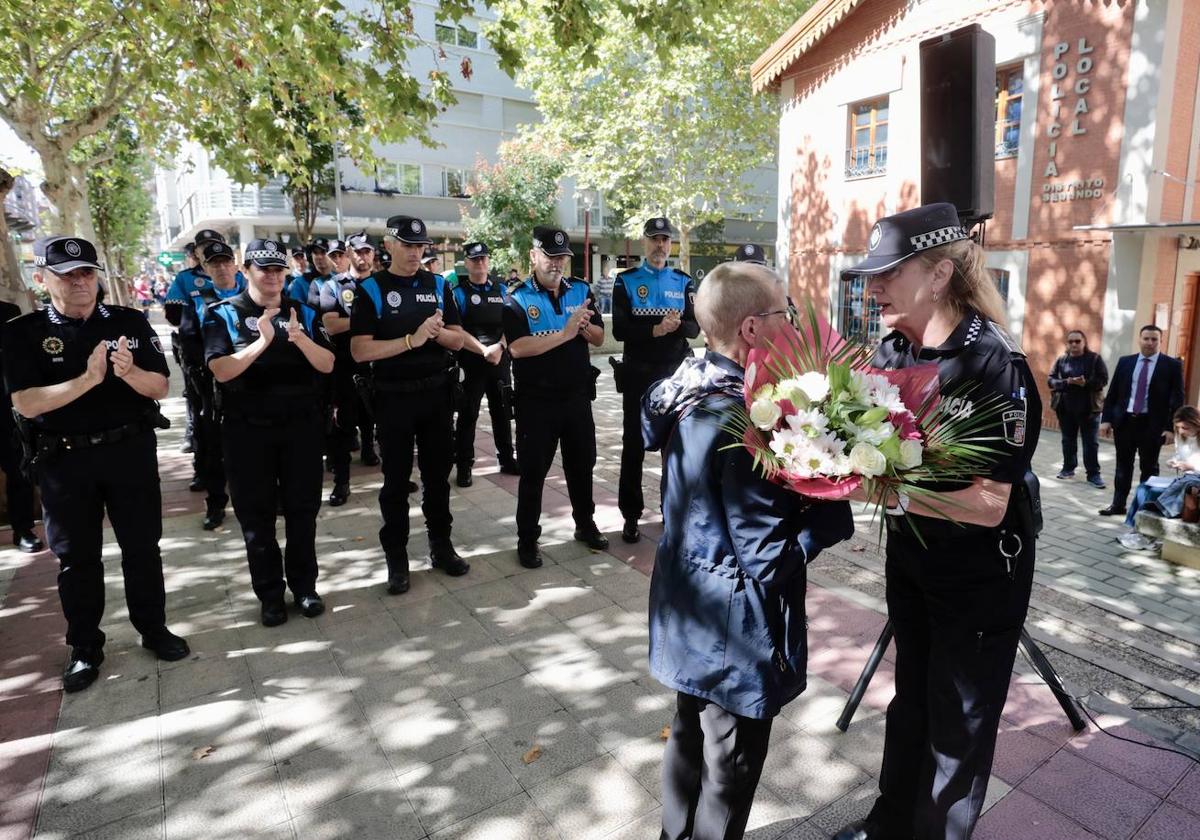 El renombramiento honorífico de la comisaria de Policía Local de la Rondilla, en imágenes