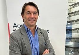 Santiago Toca, Director Centro de AON.