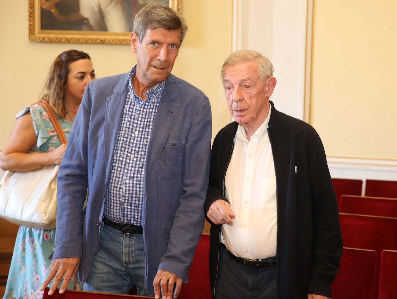 Presentacion del libro &#039;Piedras entre cañones&#039; en la Academia de Artillería
