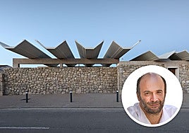 Piscinas municipales de Castromonte. En el círculo, Óscar Ares.