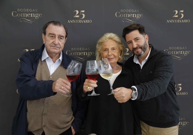 Jaime Comenge, Carmen Fuentes y Álvaro Comenge.