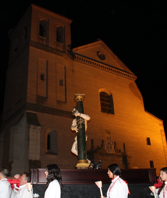 Imagen secundaria 2 - Rosario de Penitencia en Medina del Campo 