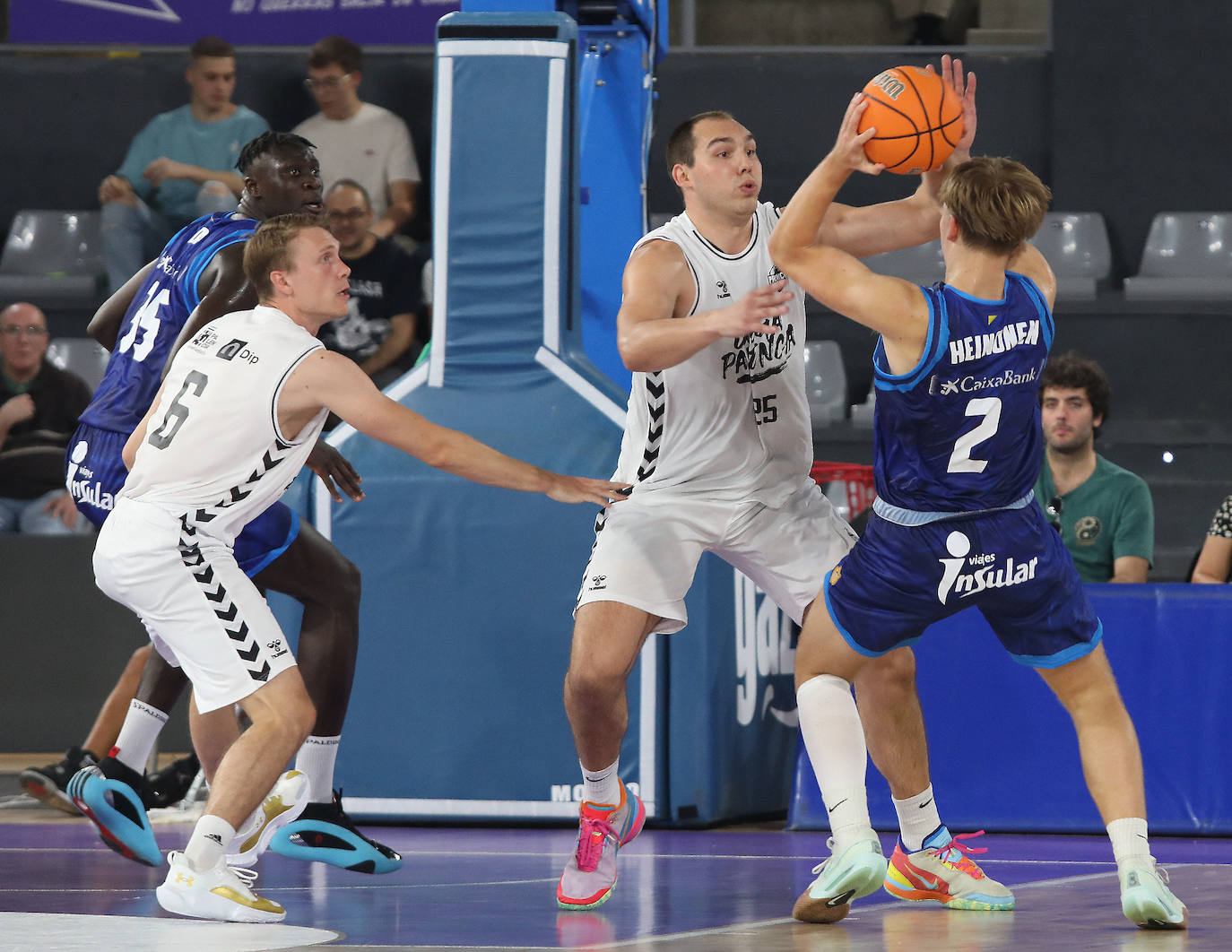 El Palencia Baloncesto arrasa al filial del Gran Canaria